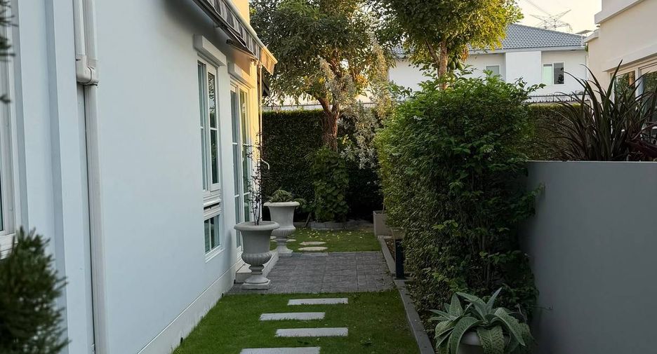 For rent and for sale 2 bedrooms house in Prawet, Bangkok