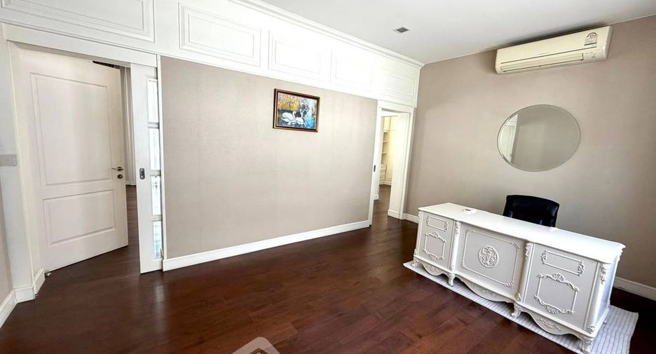 For rent and for sale 4 bedrooms house in Bang Phli, Samut Prakan