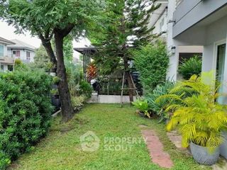For sale 3 bedrooms house in Khlong Sam Wa, Bangkok