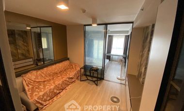 Wohnung zum Kauf mit 1 Zimmer in Khlong San, Bangkok