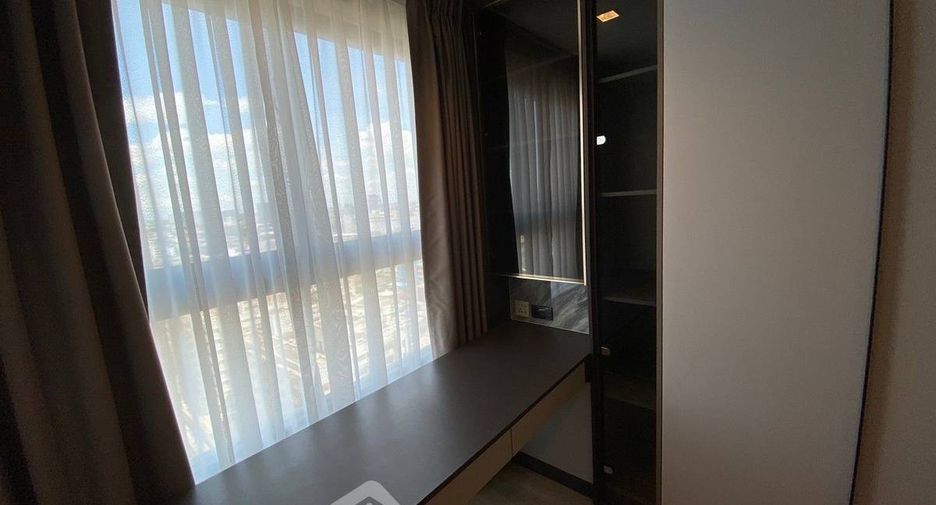 For sale 1 bed condo in Khlong San, Bangkok