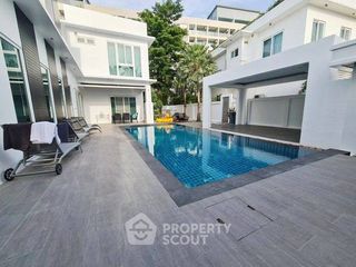 À vendre 5 chambres villa à Bang Lamung, Chonburi
