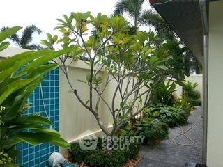 Villa zur Miete und zum Kauf mit 4 Zimmer in Bang Lamung, Chonburi