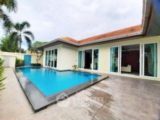 Villa zur Miete und zum Kauf mit 4 Zimmer in Bang Lamung, Chonburi