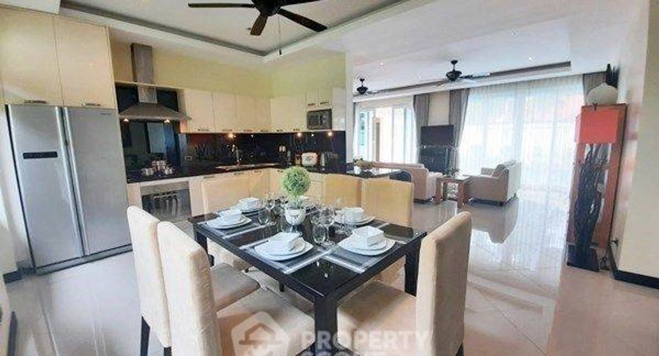 For rent and for sale 4 bedrooms villa in Bang Lamung, Chonburi