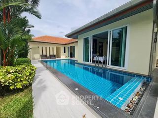 For sale 4 bedrooms villa in Bang Lamung, Chonburi