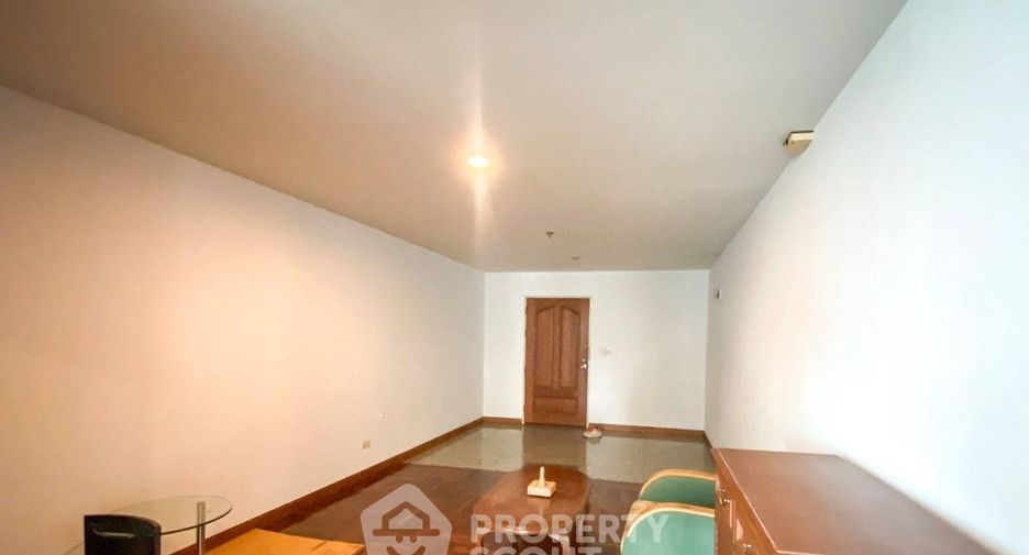 À vendre 2 chambres condo à Watthana, Bangkok