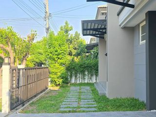 For sale 4 bedrooms house in Bang Phli, Samut Prakan