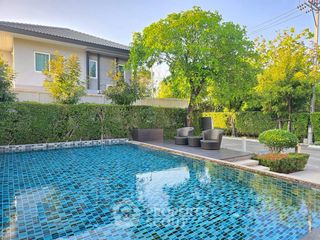For sale 4 bedrooms house in Bang Phli, Samut Prakan