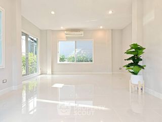 For sale 4 bedrooms house in Bang Phli, Samut Prakan