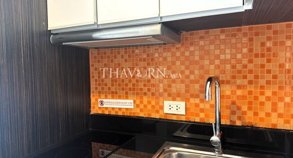 For sale studio condo in Pratumnak, Pattaya