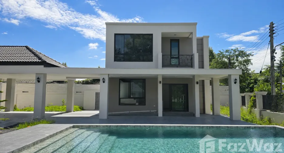 Villa zum Kauf mit 5 Zimmer in San Sai, Chiang Mai