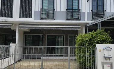 Reihenhaus zur Miete mit 3 Zimmer in Bang Phli, Samut Prakan