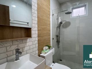 Haus zur Miete mit 3 Zimmer in Bang Lamung, Chonburi