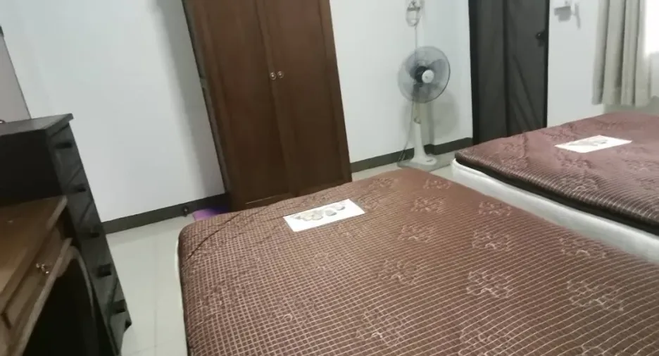 For sale 2 bedrooms townhouse in Mueang Chiang Mai, Chiang Mai