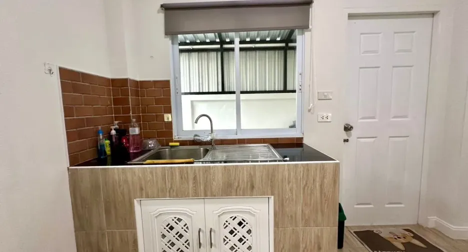For rent 2 bedrooms house in San Kamphaeng, Chiang Mai