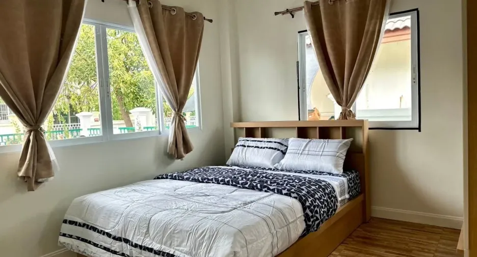 For rent 2 bedrooms house in San Kamphaeng, Chiang Mai