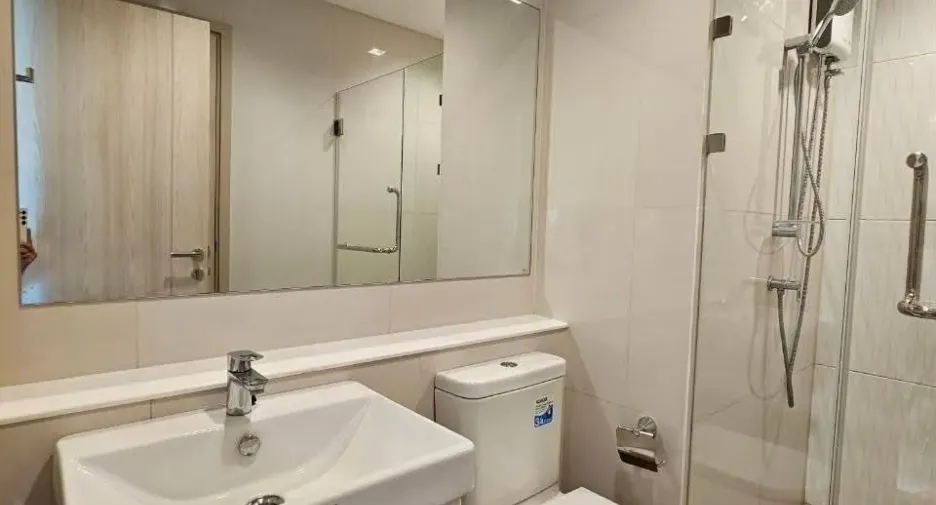 Wohnung zum Kauf und zur Miete mit 2 Zimmer in Pathum Wan, Bangkok