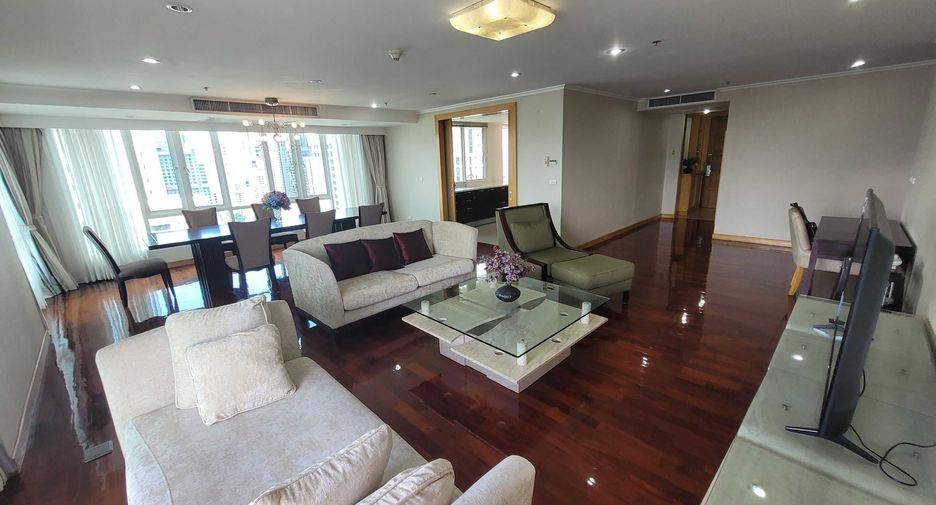 For rent 3 bedrooms condo in Watthana, Bangkok