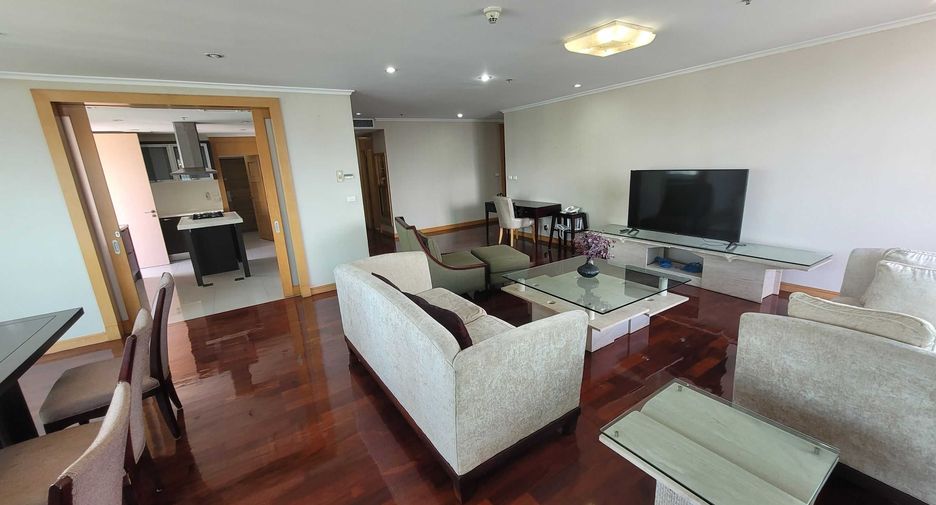 For rent 3 bedrooms condo in Watthana, Bangkok