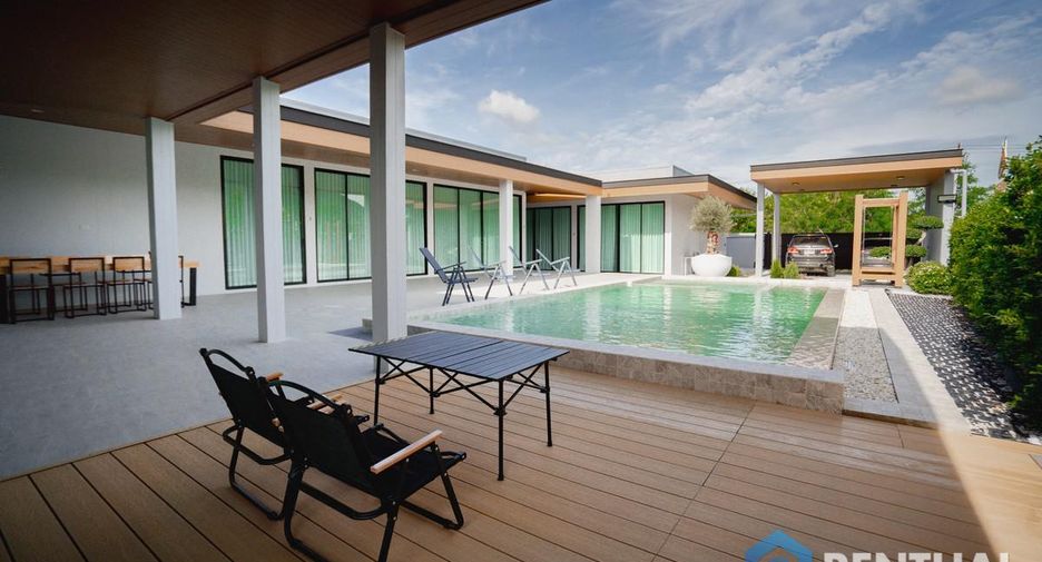 For sale 4 bedrooms house in Sattahip, Pattaya