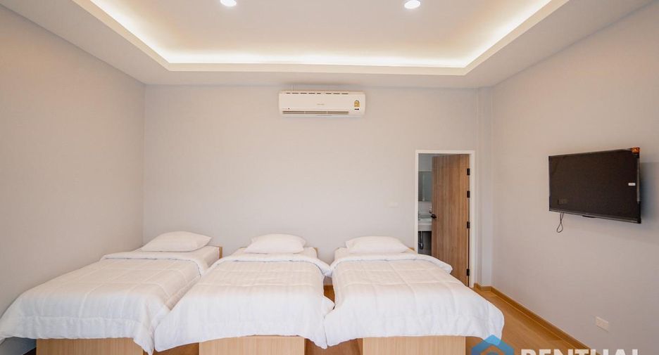 For sale 4 bedrooms house in Sattahip, Pattaya