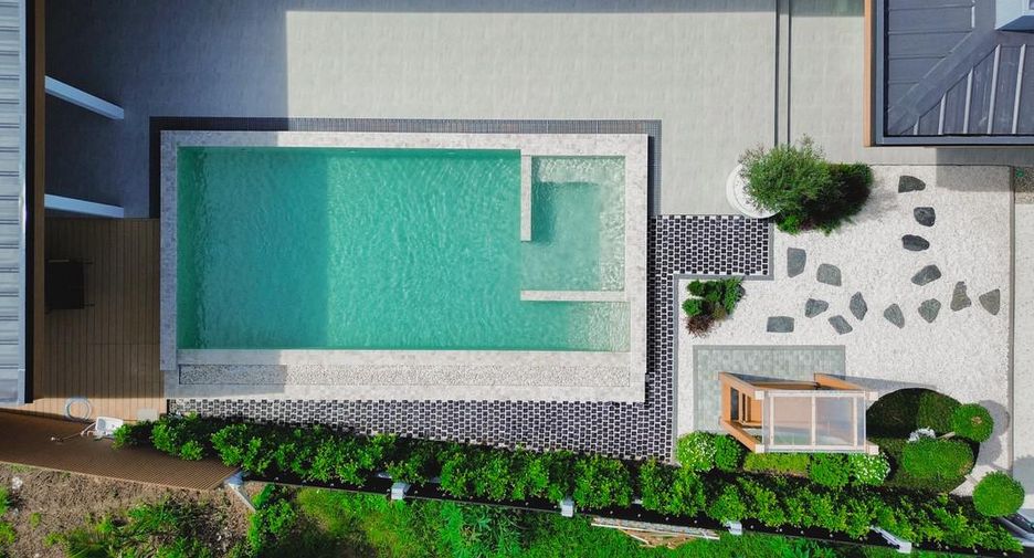 For sale 4 bedrooms house in Sattahip, Pattaya