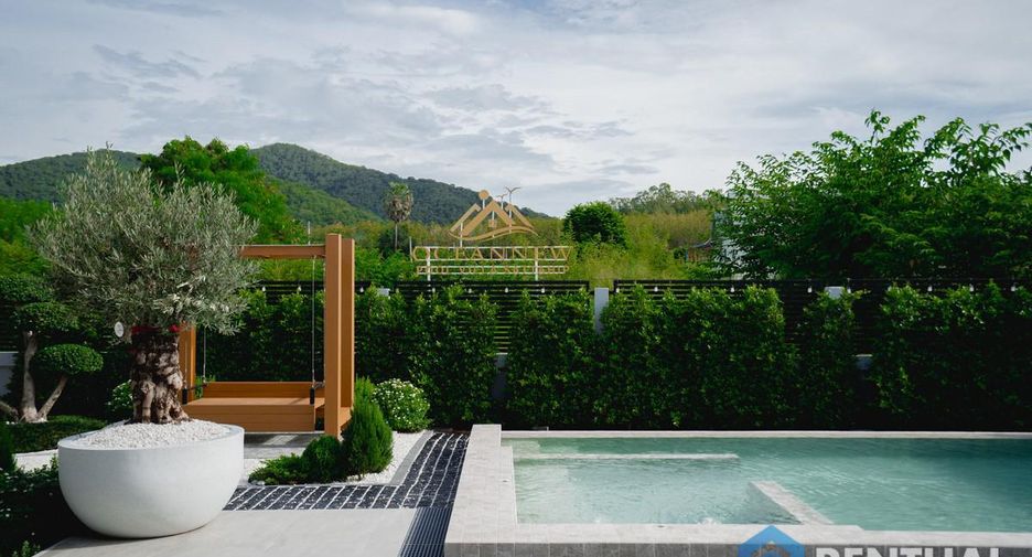 For sale 4 bedrooms house in Sattahip, Pattaya