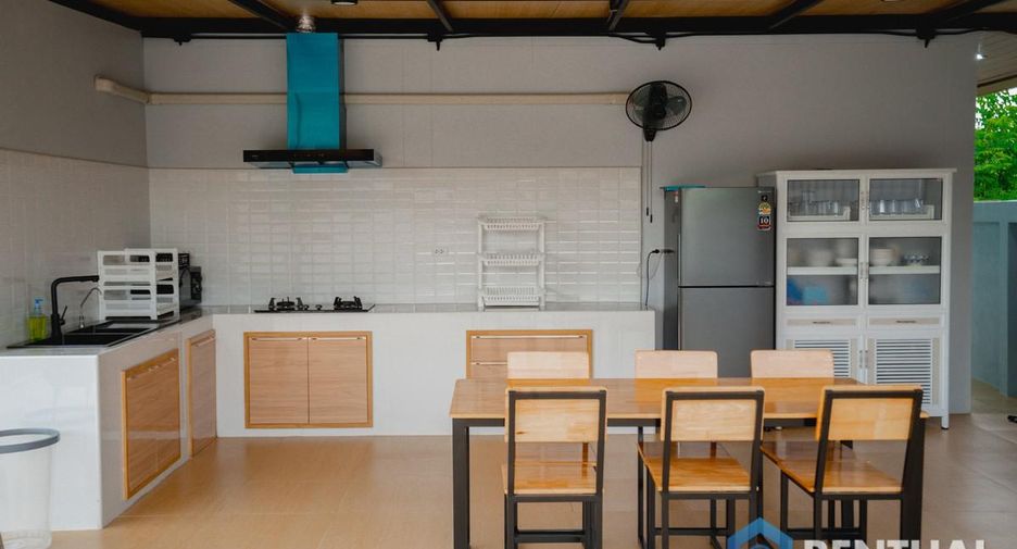 For sale 4 bedrooms house in Sattahip, Pattaya