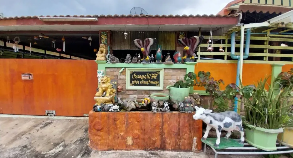 Haus zum Kauf mit 4 Zimmer in Mueang Lop Buri, Lopburi
