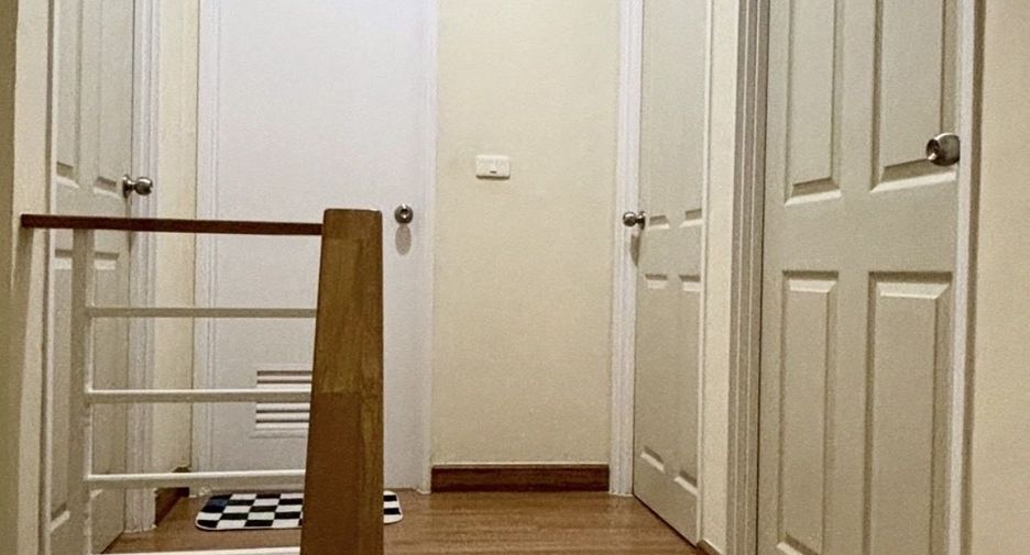 For sale 4 bedrooms townhouse in Lam Luk Ka, Pathum Thani