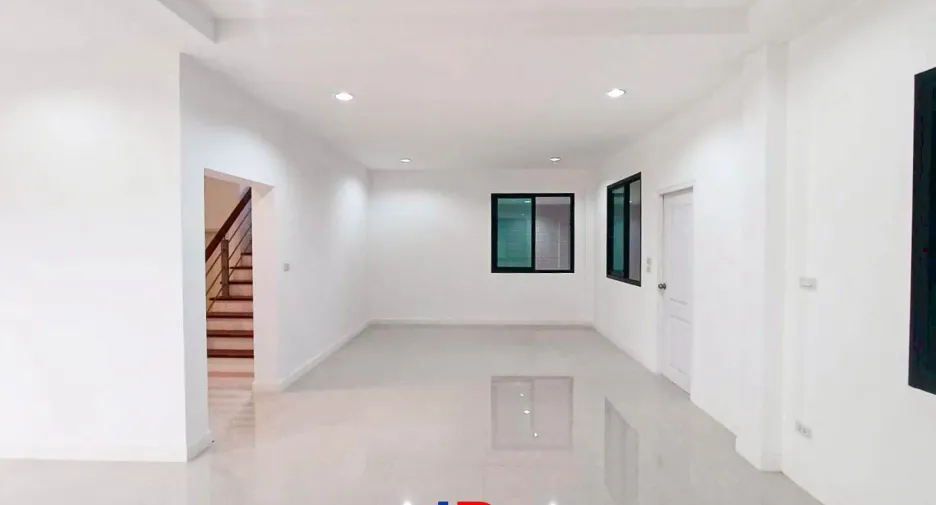 À vendre 3 chambres maison à Mueang Nakhon Pathom, Nakhon Pathom