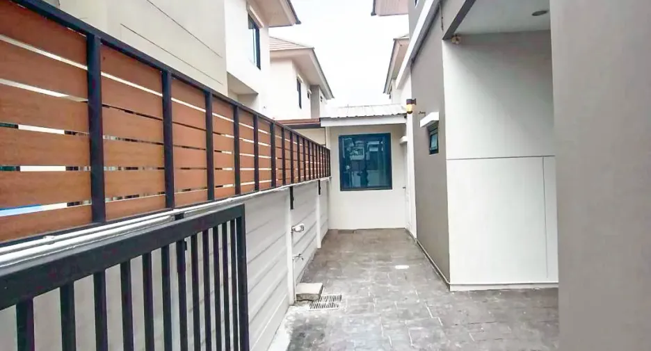 À vendre 3 chambres maison à Mueang Nakhon Pathom, Nakhon Pathom