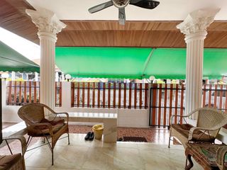 Haus zum Kauf mit 2 Zimmer in Bang Lamung, Chonburi