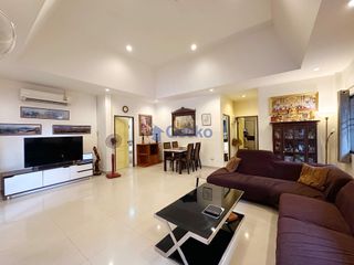 Haus zum Kauf mit 2 Zimmer in Bang Lamung, Chonburi