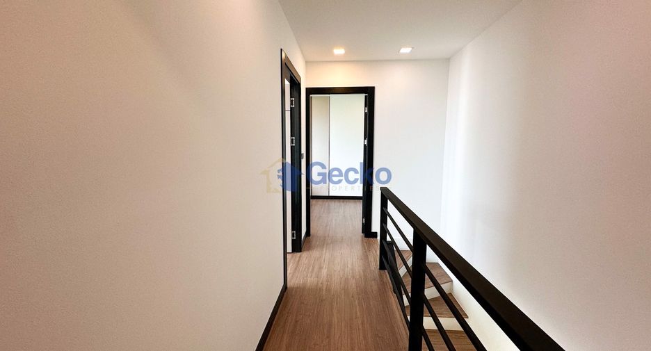 For sale 2 bedrooms condo in Jomtien, Pattaya