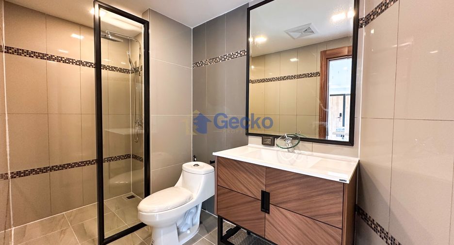 For sale 2 bedrooms condo in Jomtien, Pattaya