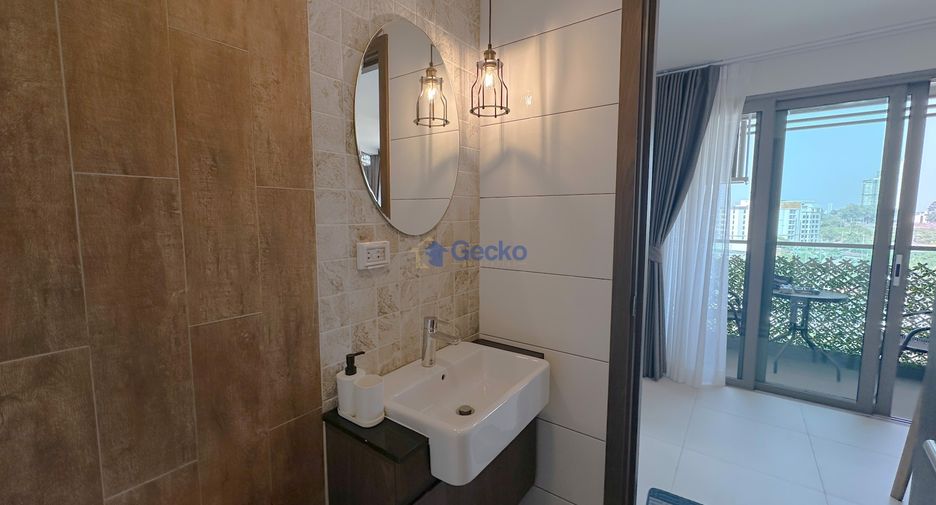 For sale 2 ベッドルーム condo in Bang Saray, Pattaya