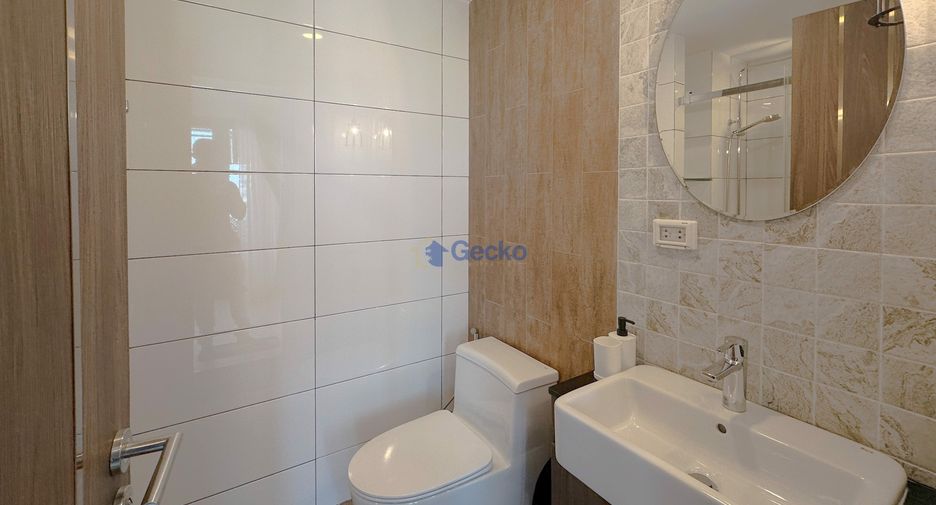 For sale 2 ベッドルーム condo in Bang Saray, Pattaya