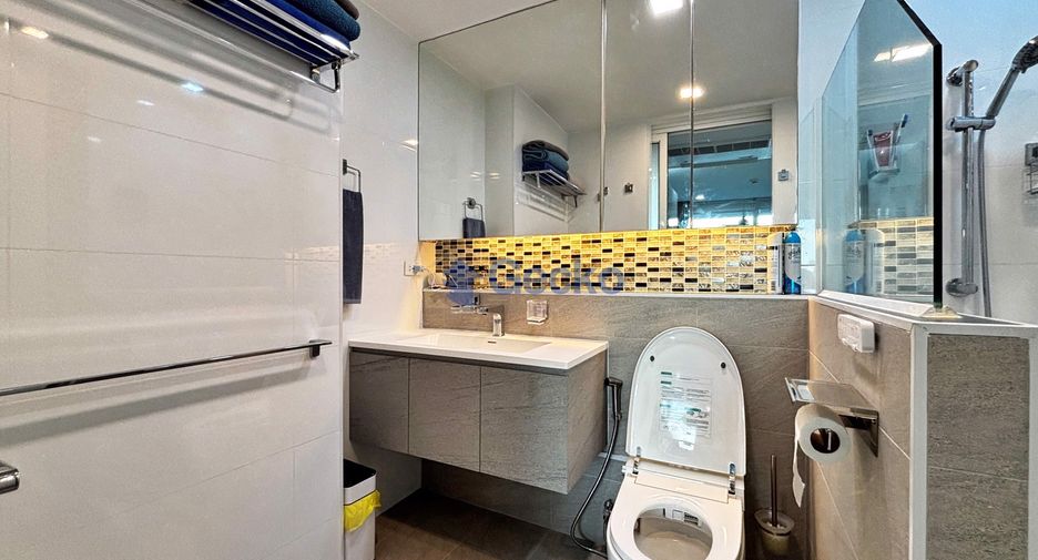 For sale 3 bedrooms condo in Central Pattaya, Pattaya