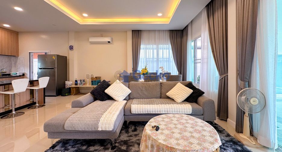 For sale 3 bedrooms house in Huay Yai, Pattaya
