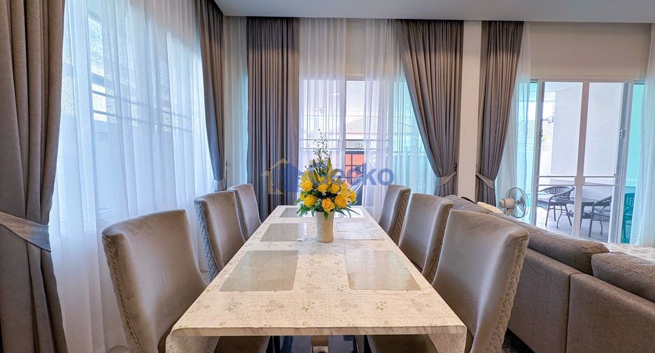 For sale 3 bedrooms house in Huay Yai, Pattaya