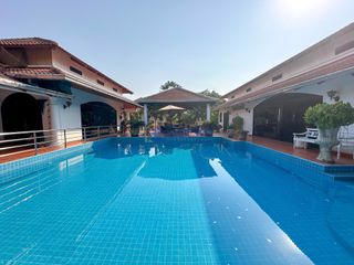For sale 6 bedrooms house in Bang Lamung, Chonburi