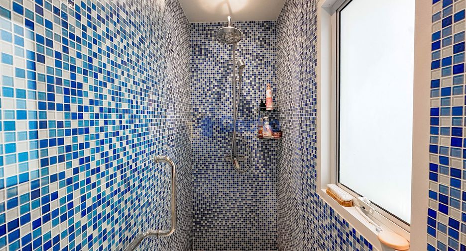 For sale 5 bedrooms house in Pratumnak, Pattaya