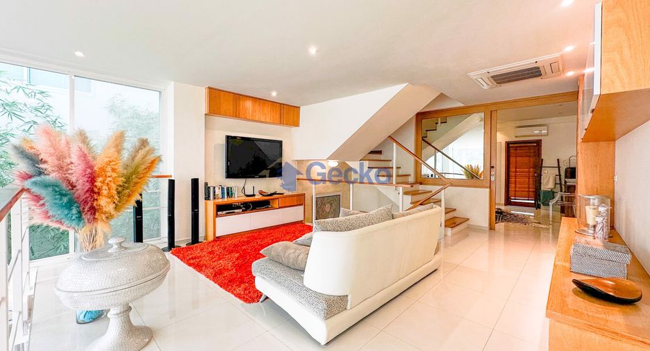 For sale 5 bedrooms house in Pratumnak, Pattaya