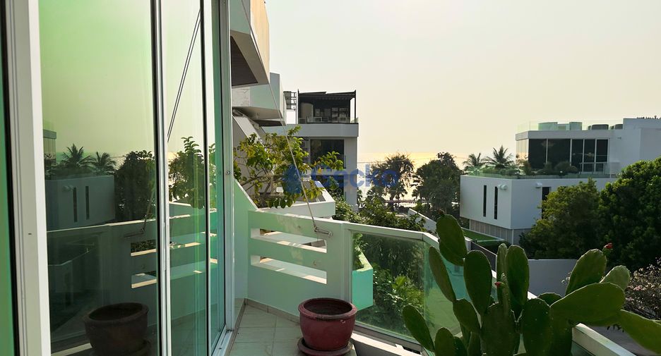 For sale 5 bedrooms house in Pratumnak, Pattaya