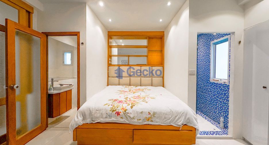 For sale 5 bedrooms house in Pratumnak, Pattaya