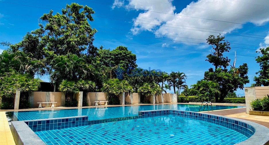 For sale 4 bedrooms house in East Pattaya, Pattaya