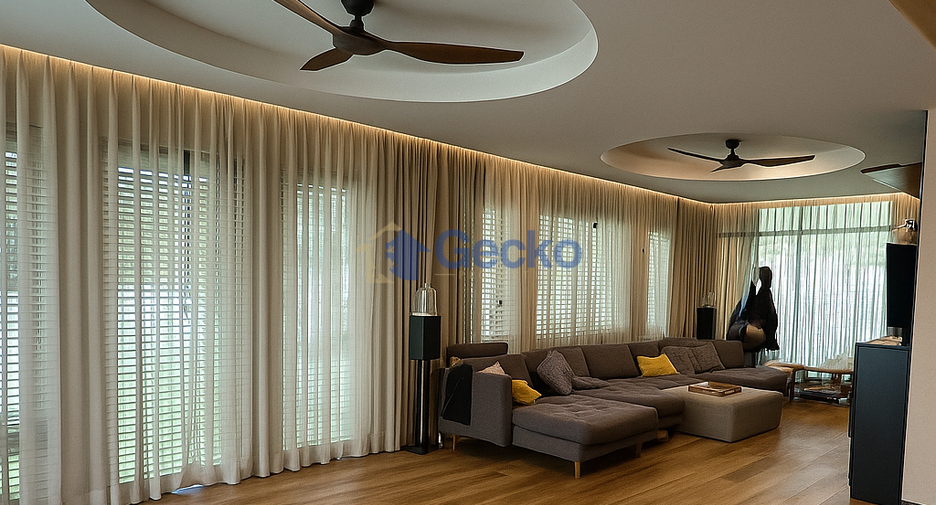 For sale 4 bedrooms house in East Pattaya, Pattaya