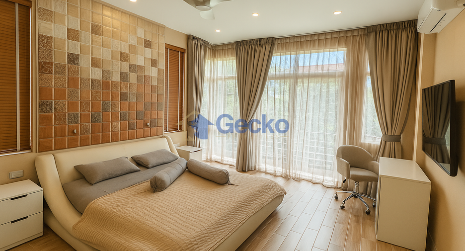 For sale 4 bedrooms house in East Pattaya, Pattaya